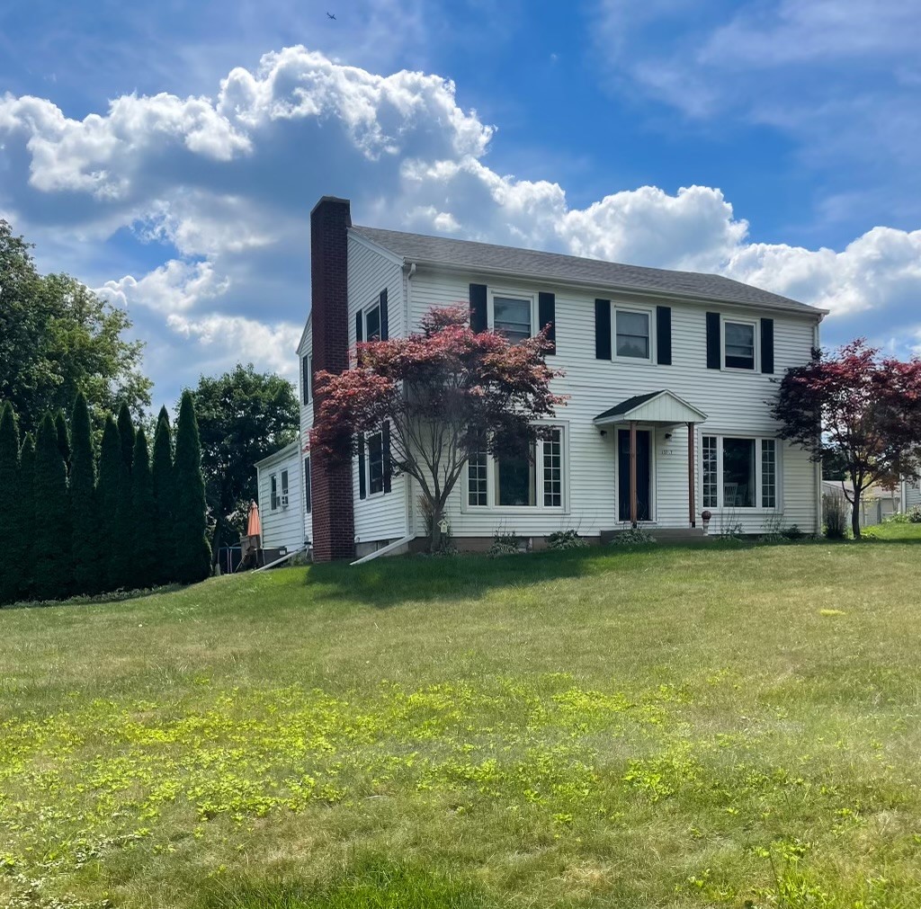 Exterior of 13717 West Ferguson Road
